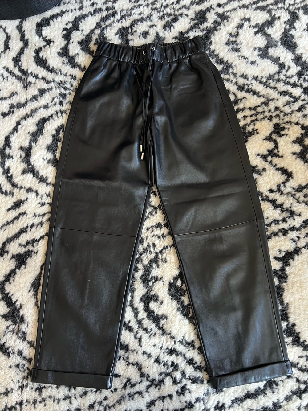 Evereve Black Faux Leather pants